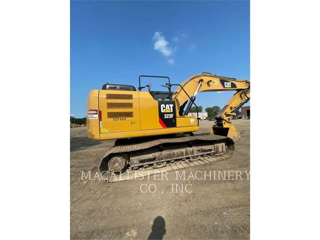 CAT 323FL Telakaivukoneet