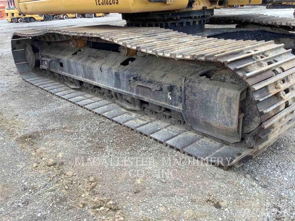 CAT 323FL Telakaivukoneet