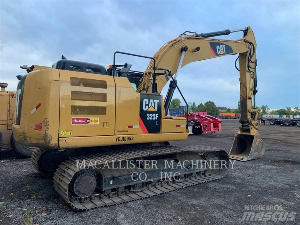 CAT 323FL Telakaivukoneet