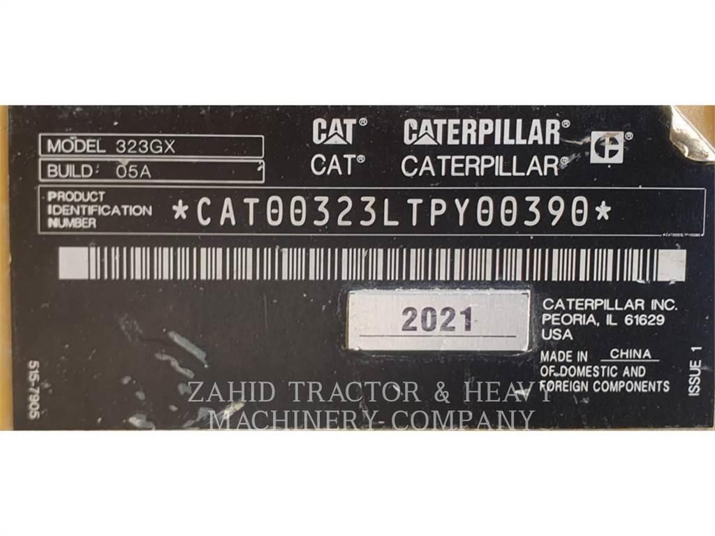 CAT 323GX Telakaivukoneet
