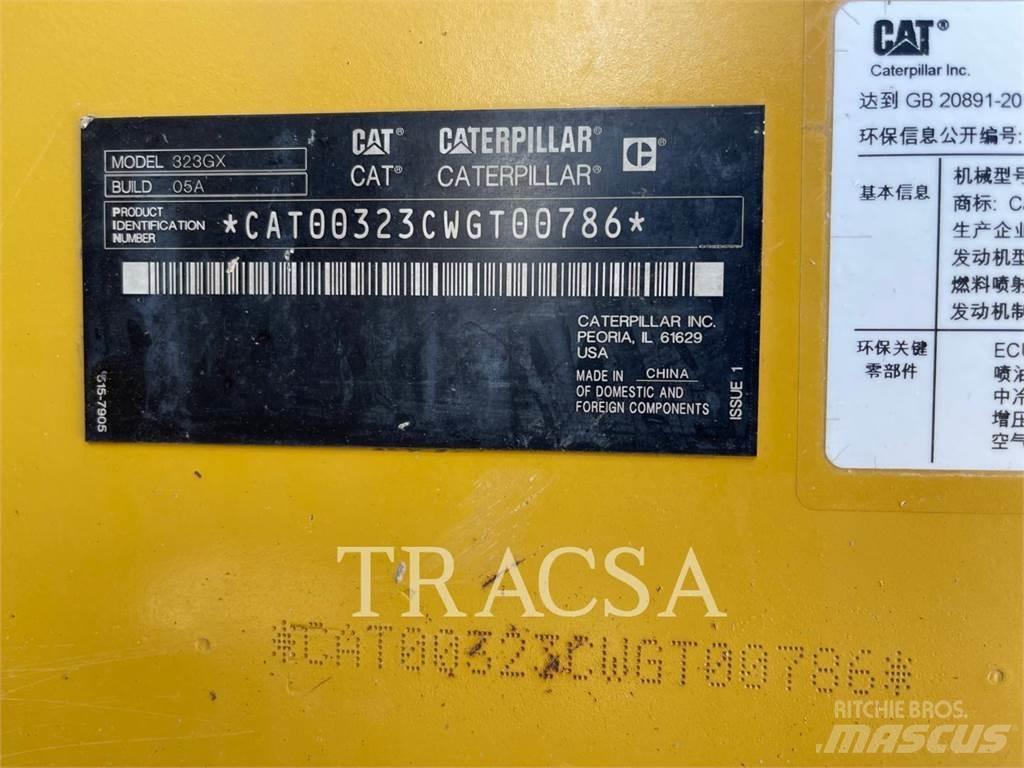 CAT 323GX Telakaivukoneet
