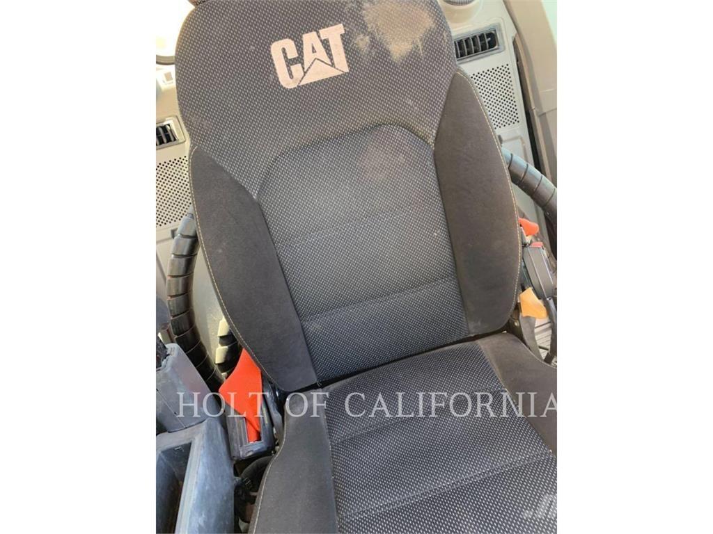 CAT 325 2D Telakaivukoneet