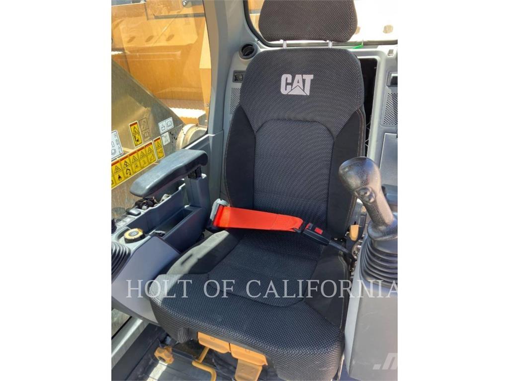 CAT 325 2D Telakaivukoneet