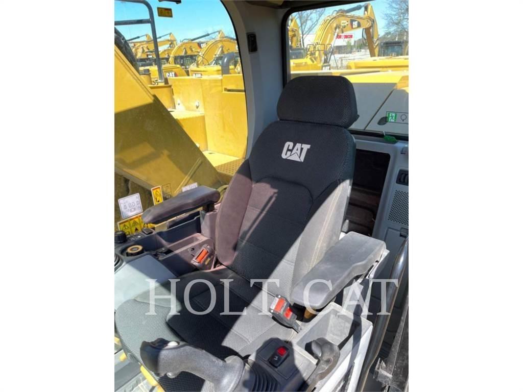CAT 325 TC Telakaivukoneet