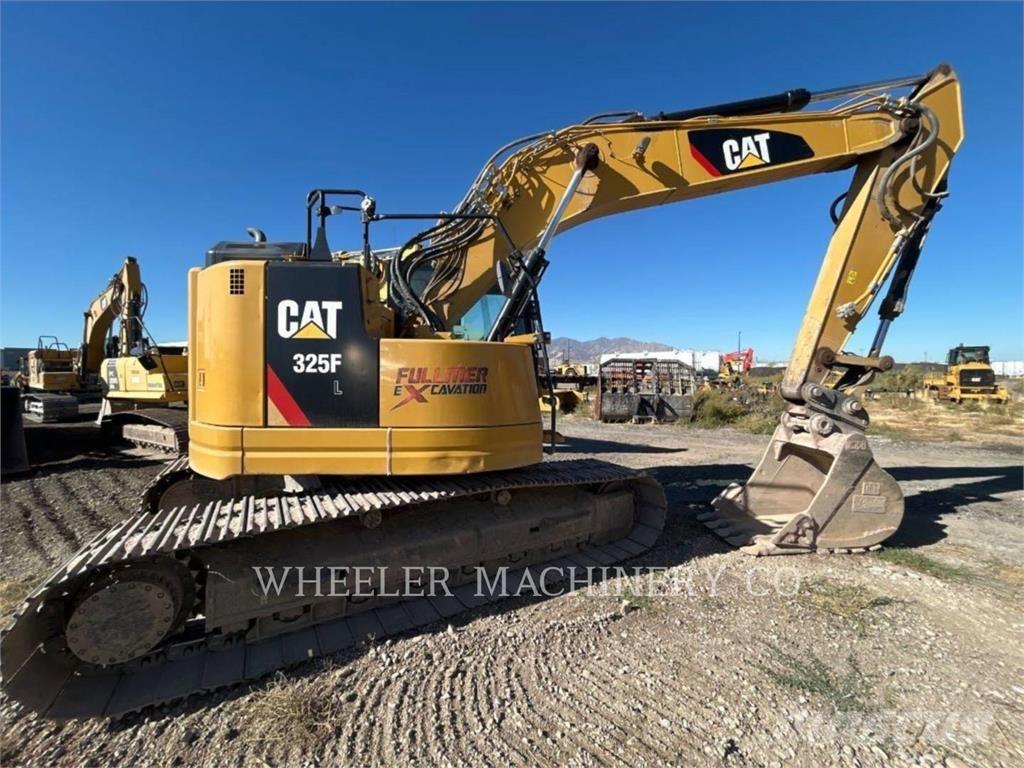 CAT 325F CR CF Telakaivukoneet