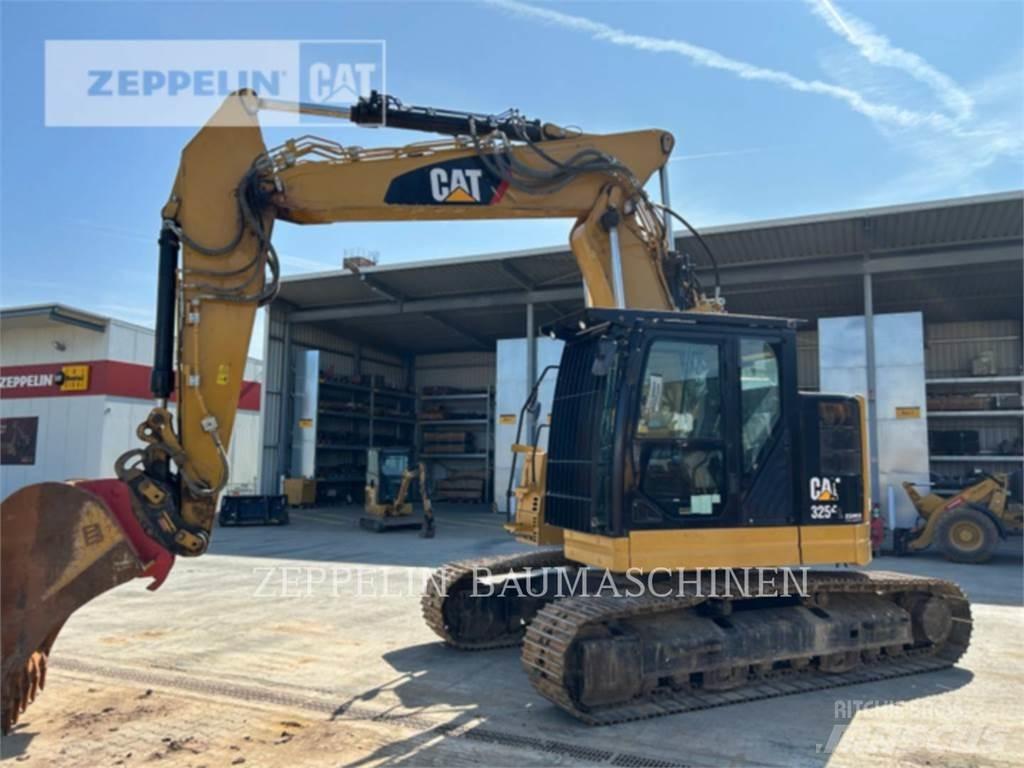 CAT 325FL Telakaivukoneet