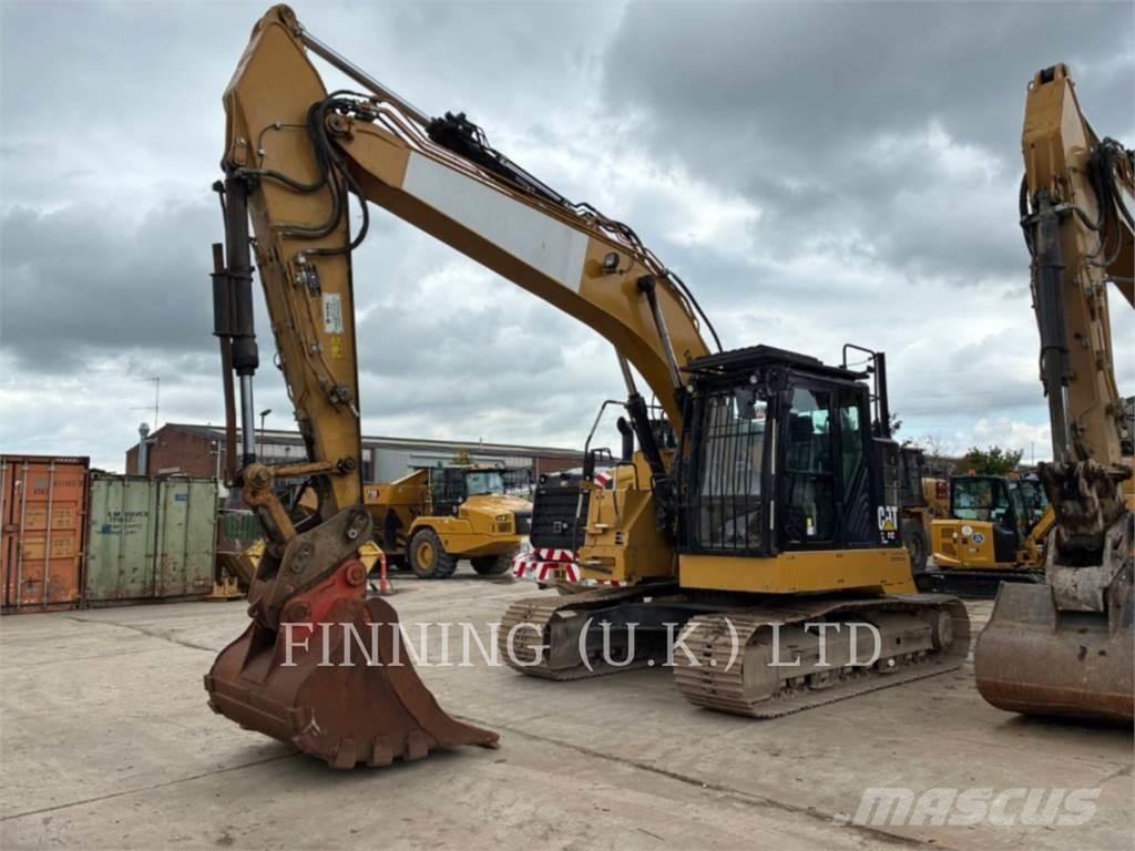 CAT 325FL Telakaivukoneet