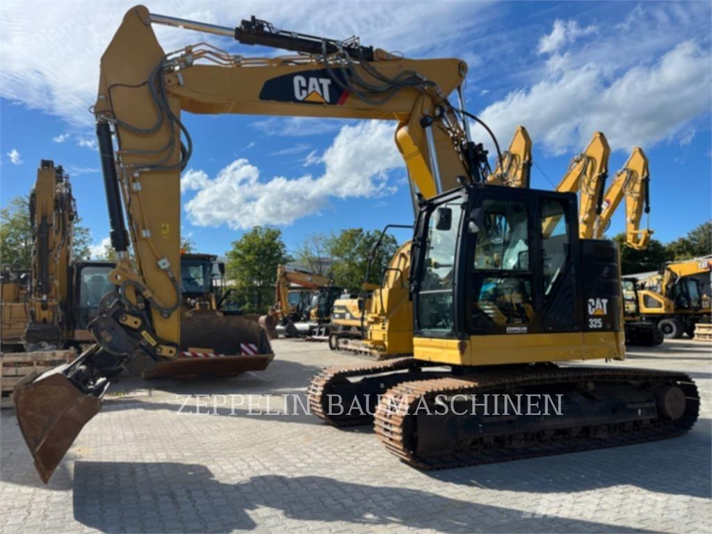 CAT 325FL Telakaivukoneet
