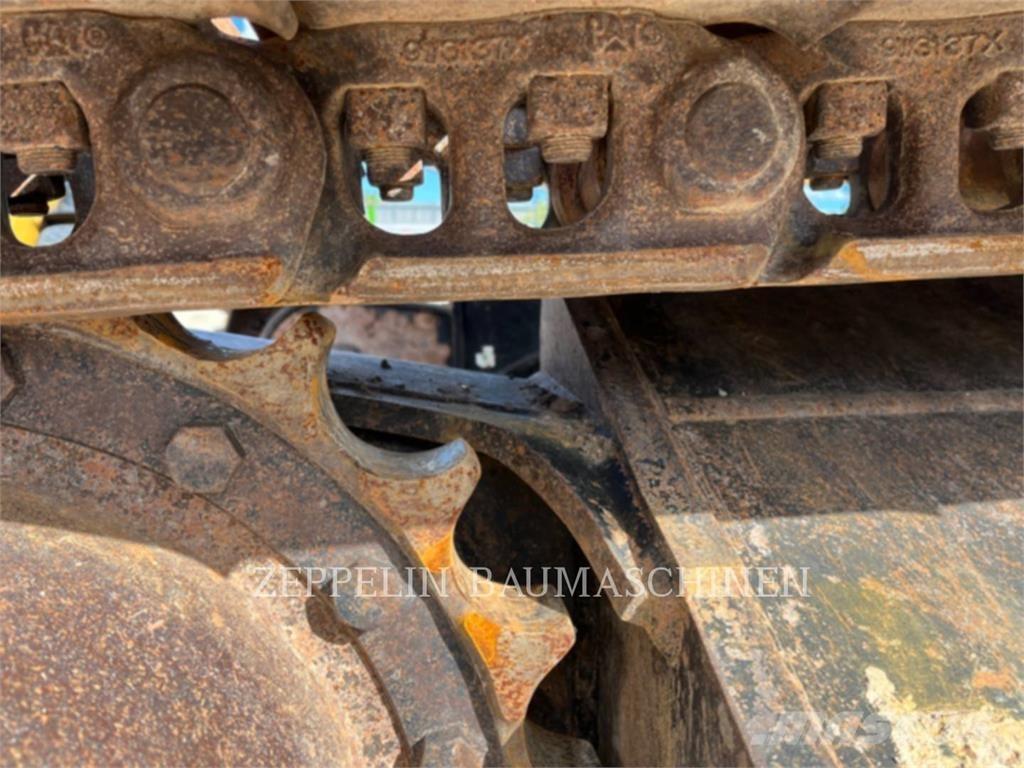 CAT 325FL Telakaivukoneet
