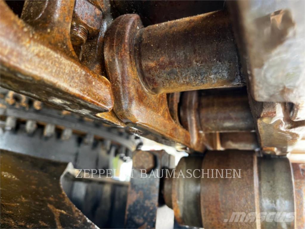 CAT 325FL Telakaivukoneet