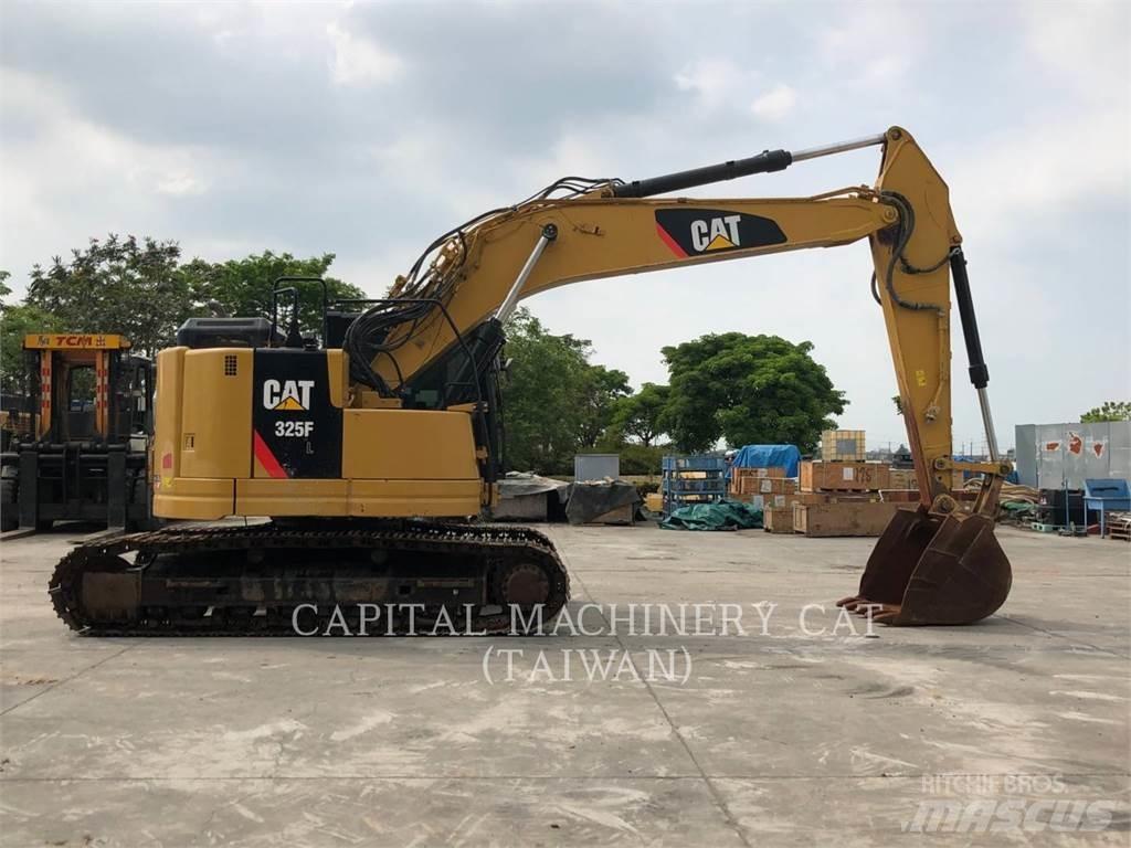 CAT 325FLCR Telakaivukoneet