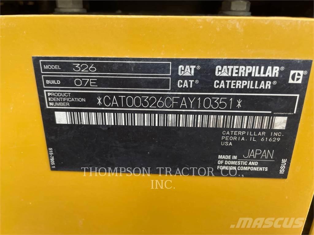 CAT 326 Telakaivukoneet