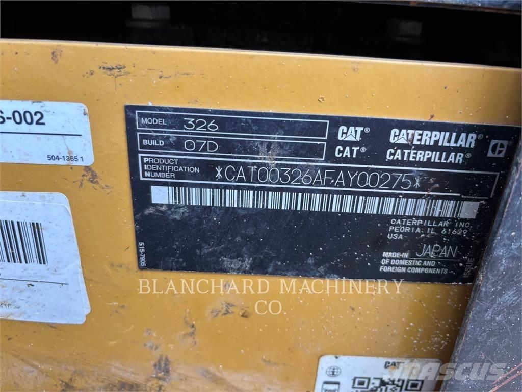 CAT 326 Telakaivukoneet
