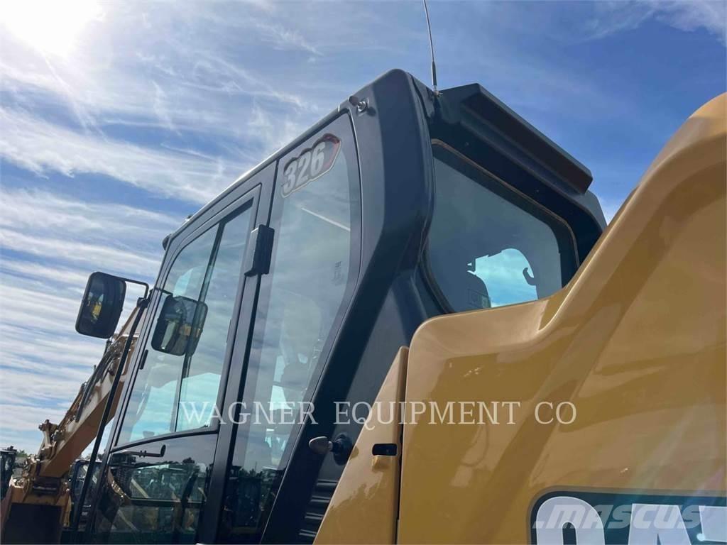 CAT 326 Telakaivukoneet