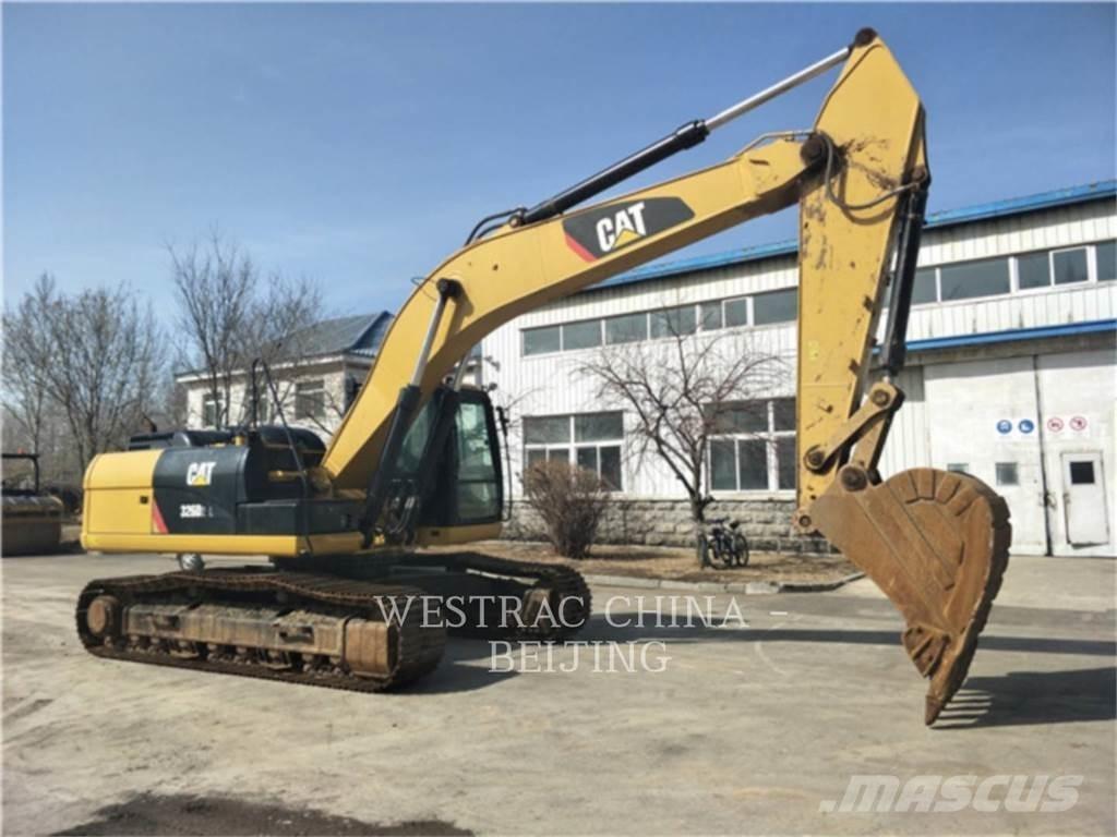 CAT 326D2L Telakaivukoneet