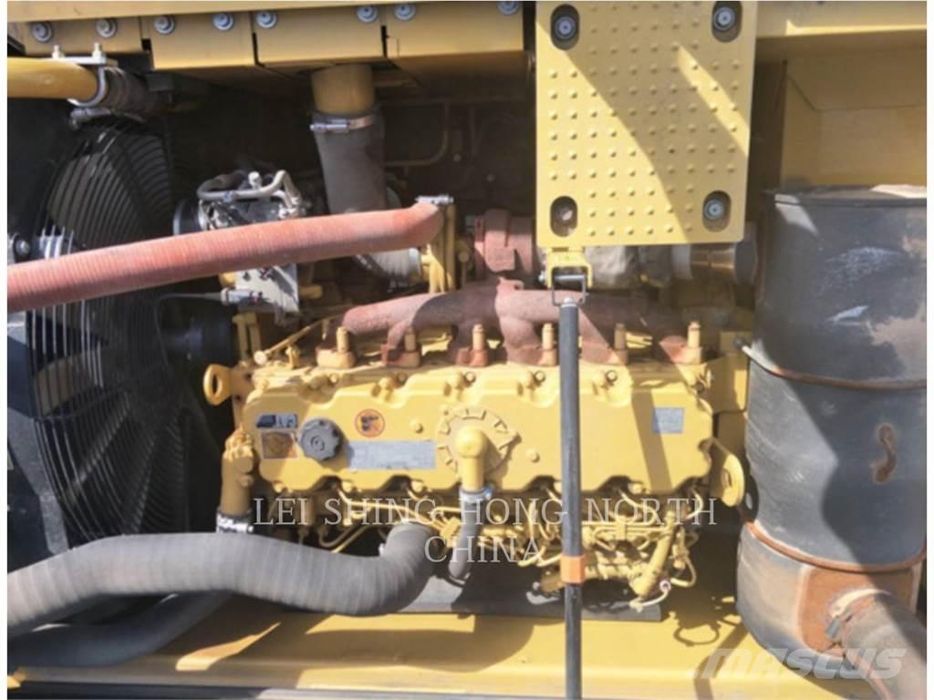 CAT 326D2L Telakaivukoneet