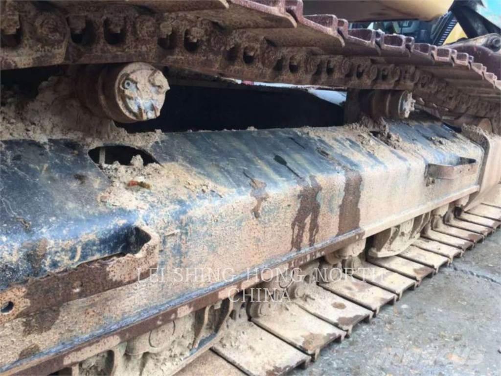 CAT 326D2L Telakaivukoneet