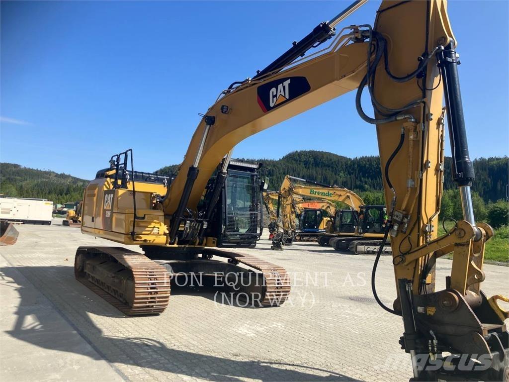 CAT 326FL Telakaivukoneet