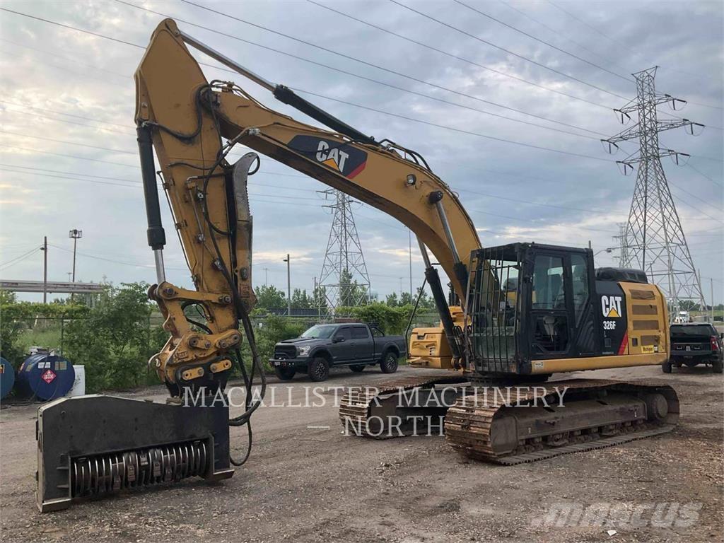 CAT 326FL PTQ Telakaivukoneet