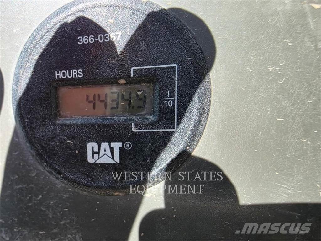 CAT 328D Telakaivukoneet