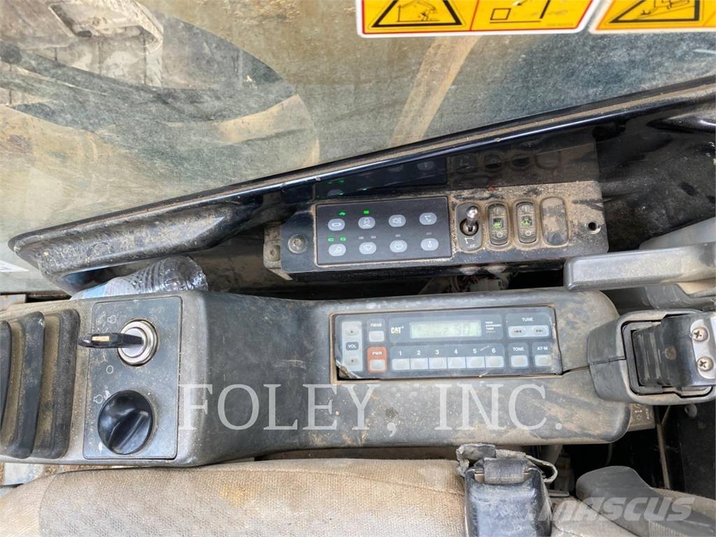 CAT 328DLCR Telakaivukoneet