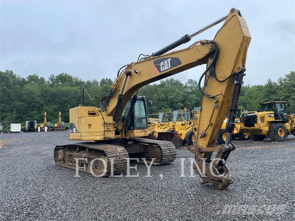 CAT 328DLCR Telakaivukoneet