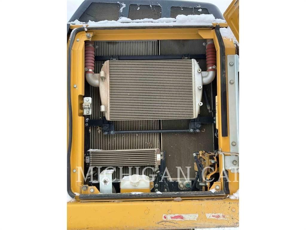 CAT 329EL Telakaivukoneet