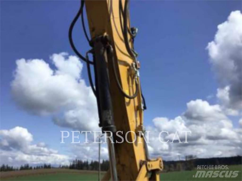 CAT 330 Telakaivukoneet