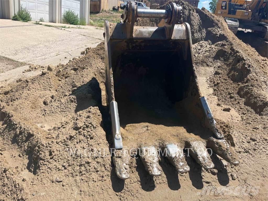 CAT 330 TC Telakaivukoneet