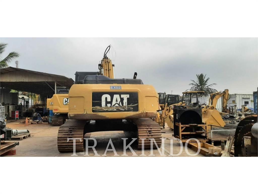 CAT 330D2L Telakaivukoneet