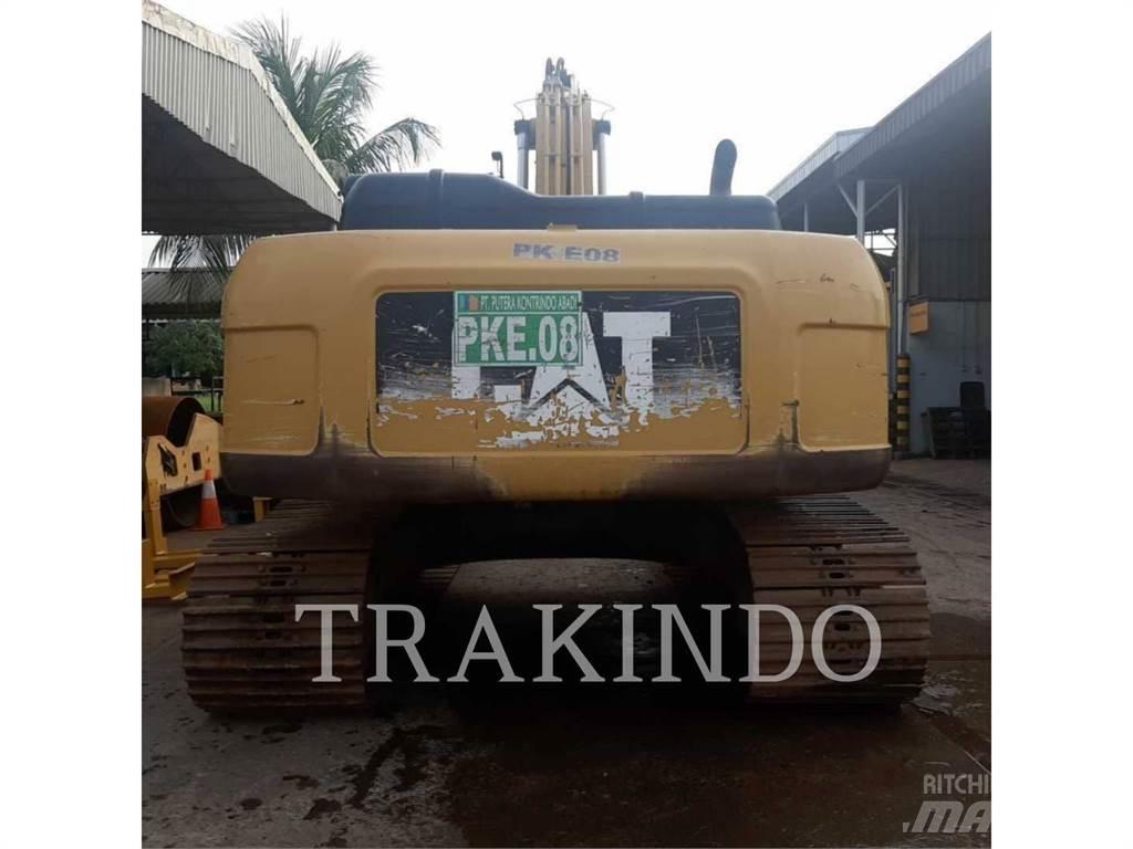 CAT 330D2L Telakaivukoneet