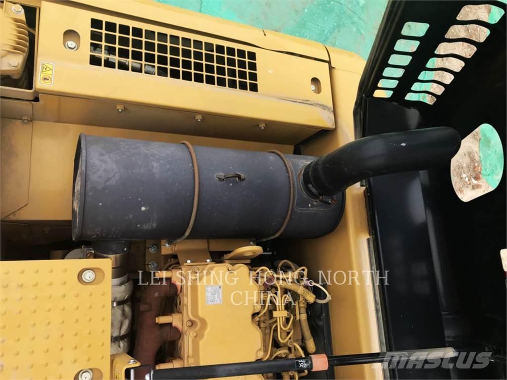 CAT 330D2L Telakaivukoneet