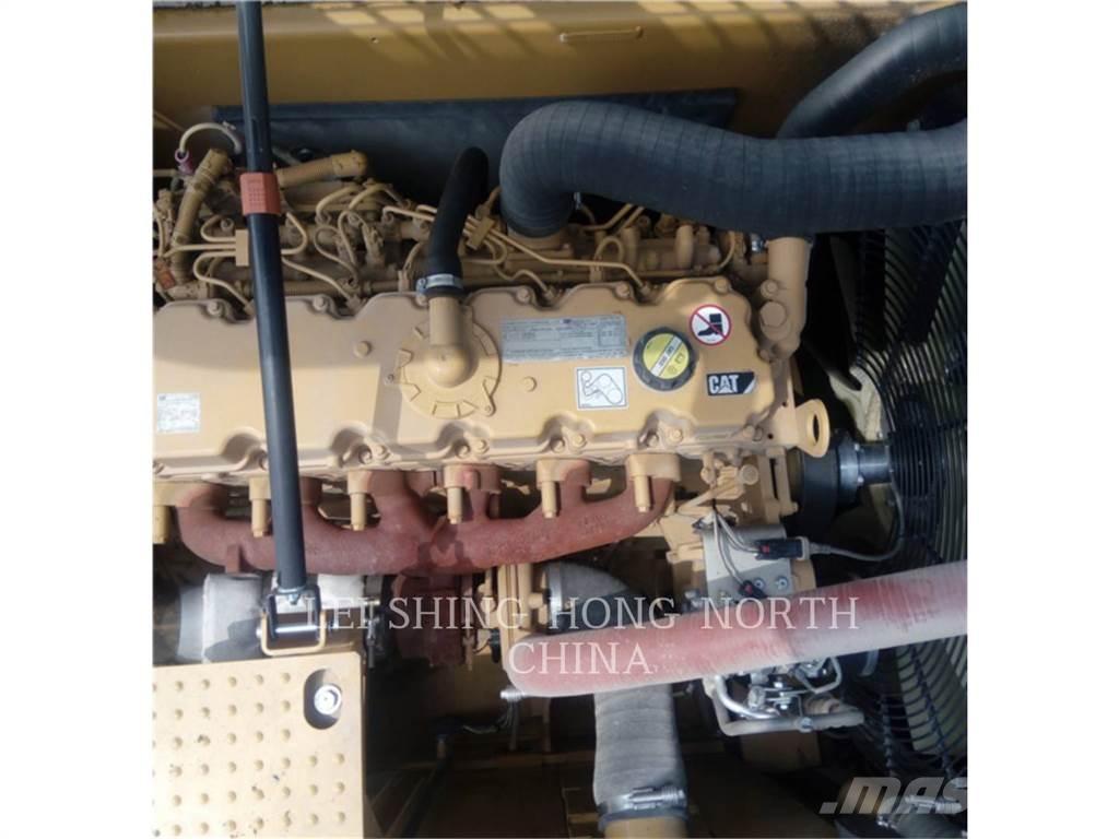 CAT 330D2L Telakaivukoneet