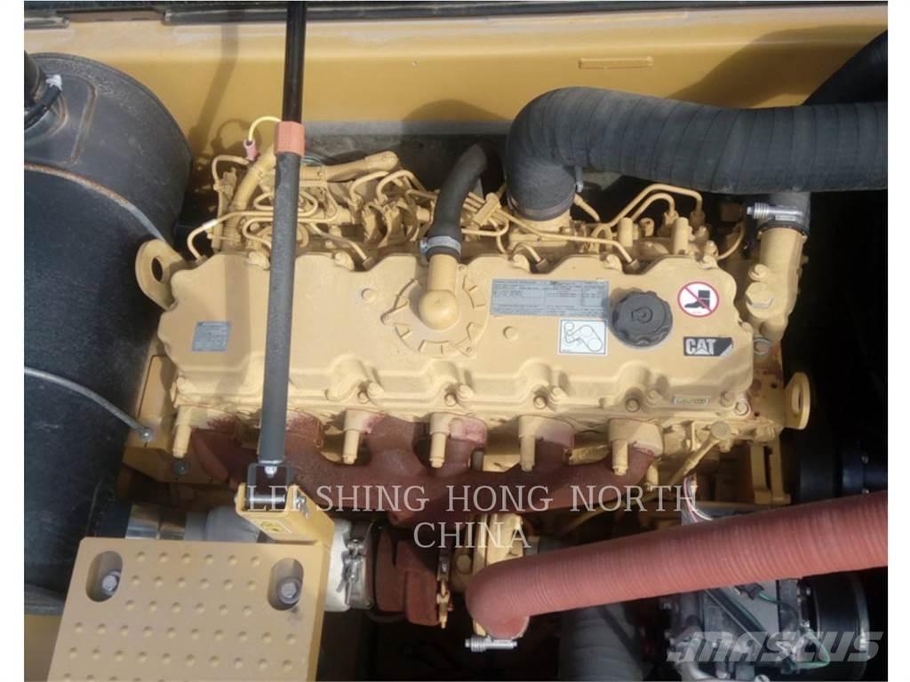 CAT 330D2L Telakaivukoneet