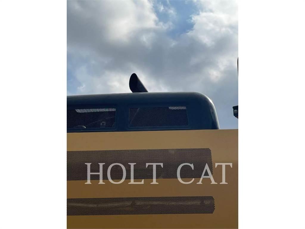 CAT 330FL TC Telakaivukoneet