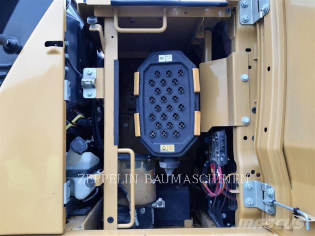 CAT 330GC Telakaivukoneet