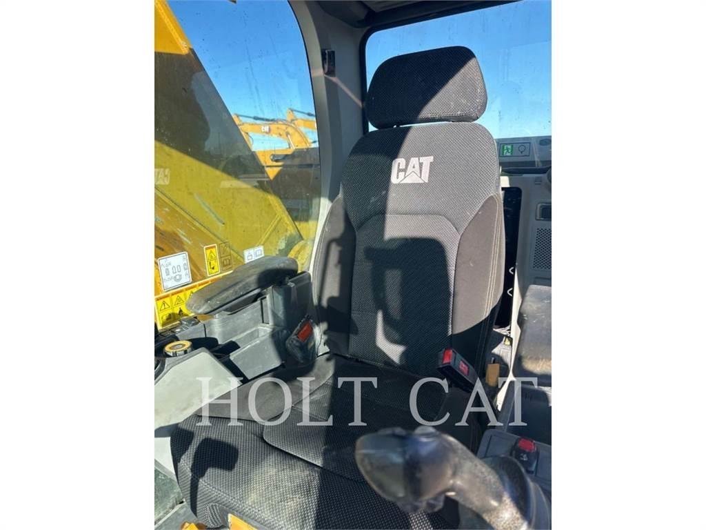 CAT 335 Telakaivukoneet