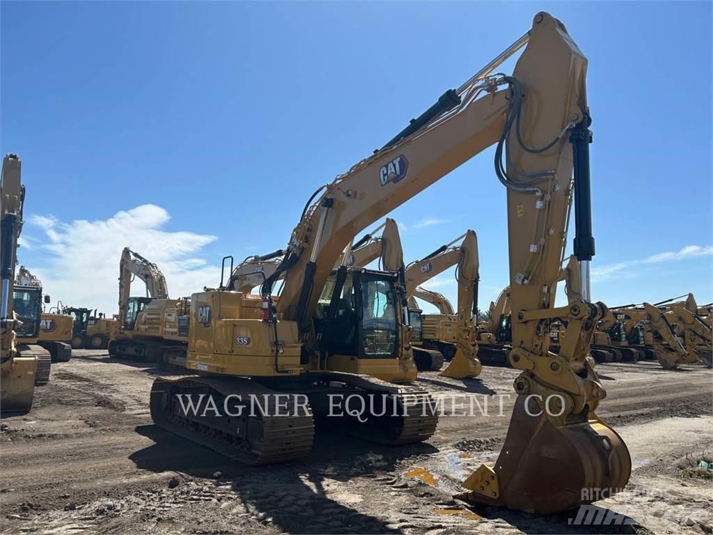 CAT 335 Telakaivukoneet