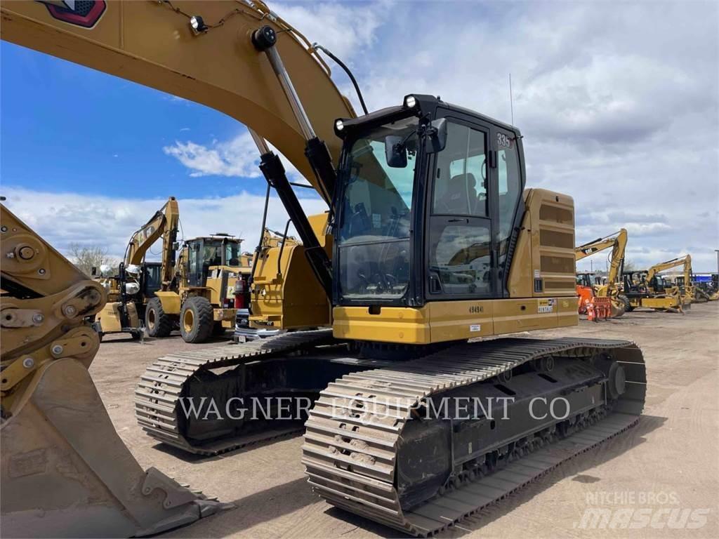 CAT 335 Telakaivukoneet