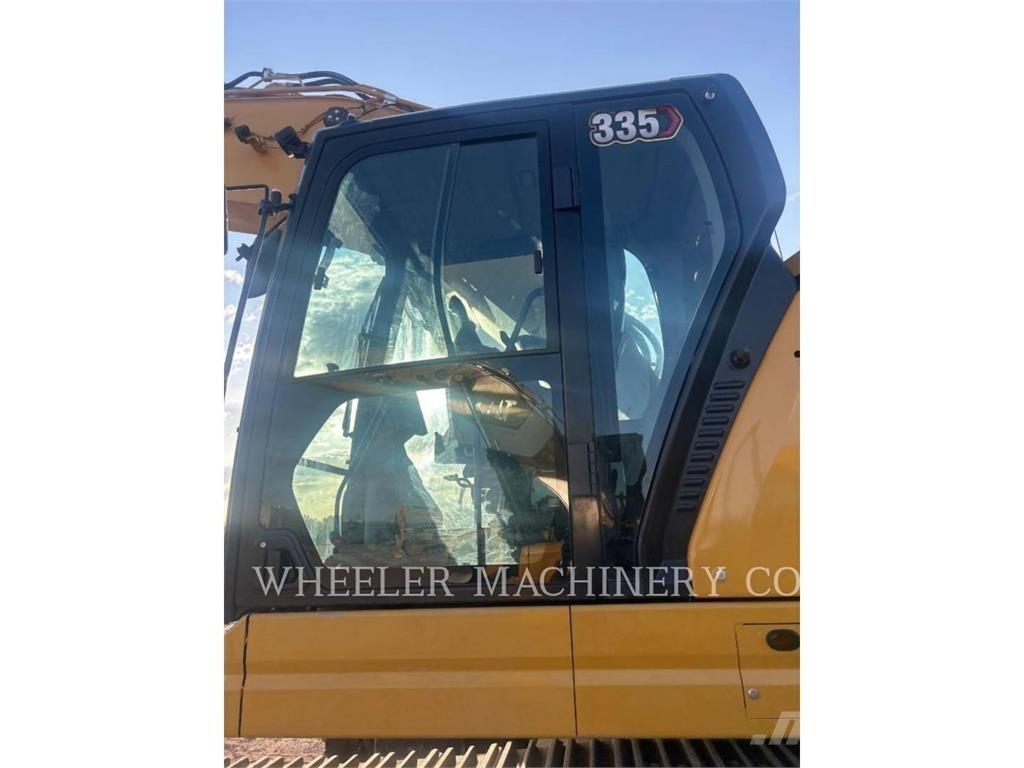 CAT 335 CF Telakaivukoneet