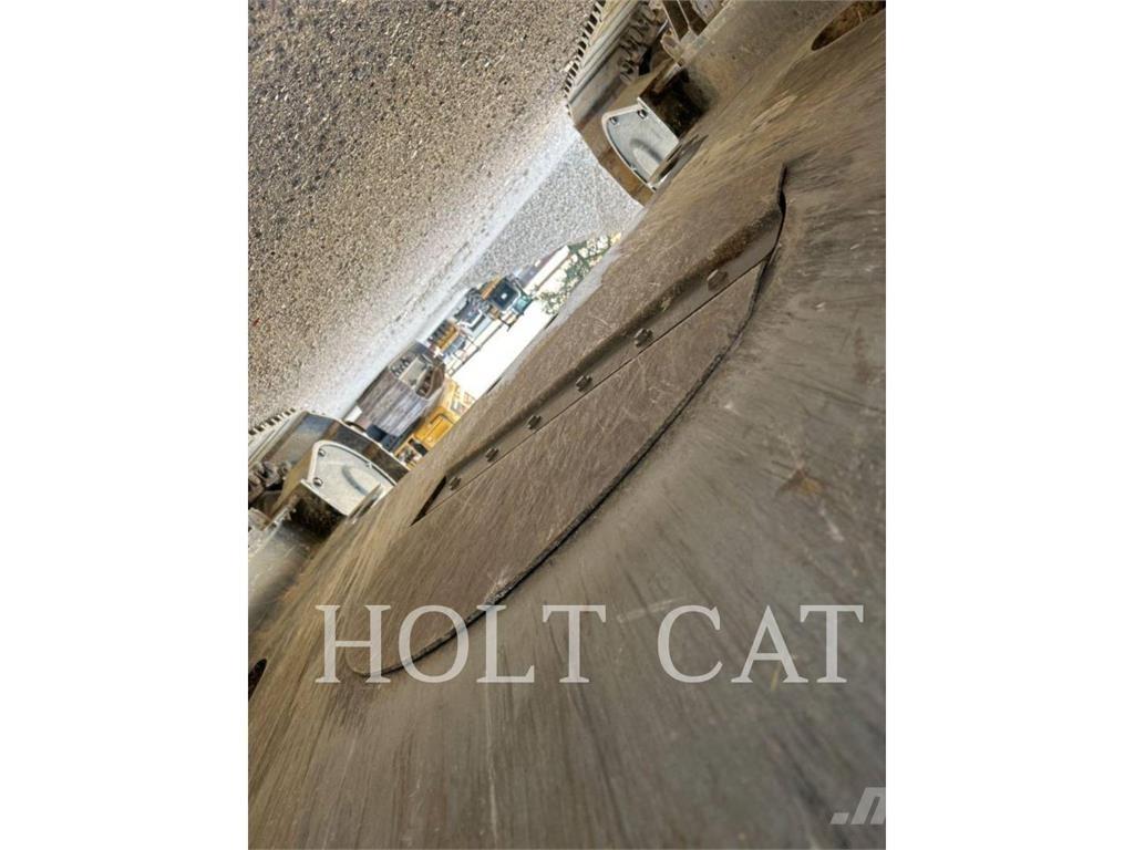 CAT 335 TC Telakaivukoneet