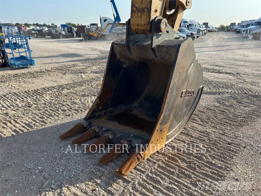 CAT 335F LCR Telakaivukoneet
