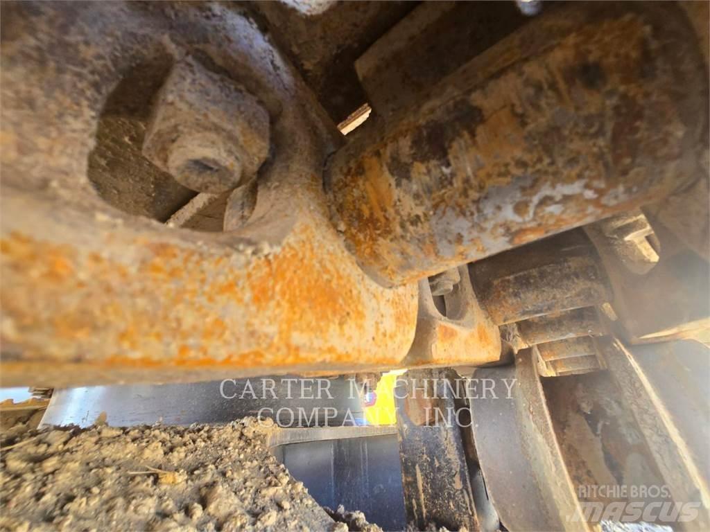 CAT 335FL CR Telakaivukoneet