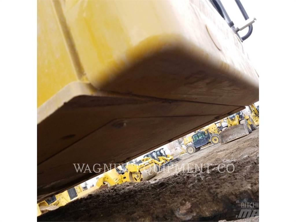 CAT 335FL TB Telakaivukoneet