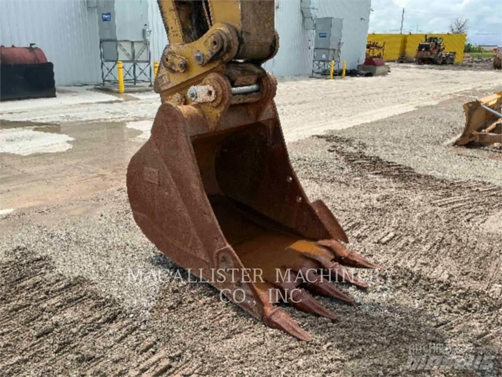 CAT 336 Telakaivukoneet