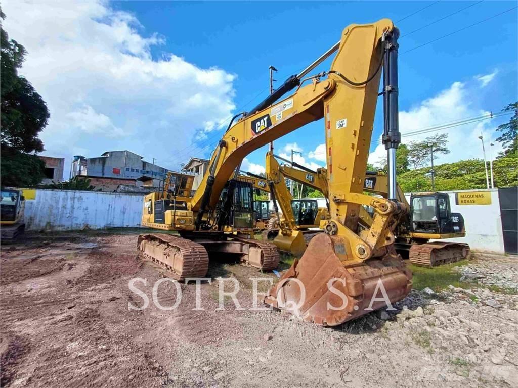CAT 33607 Telakaivukoneet