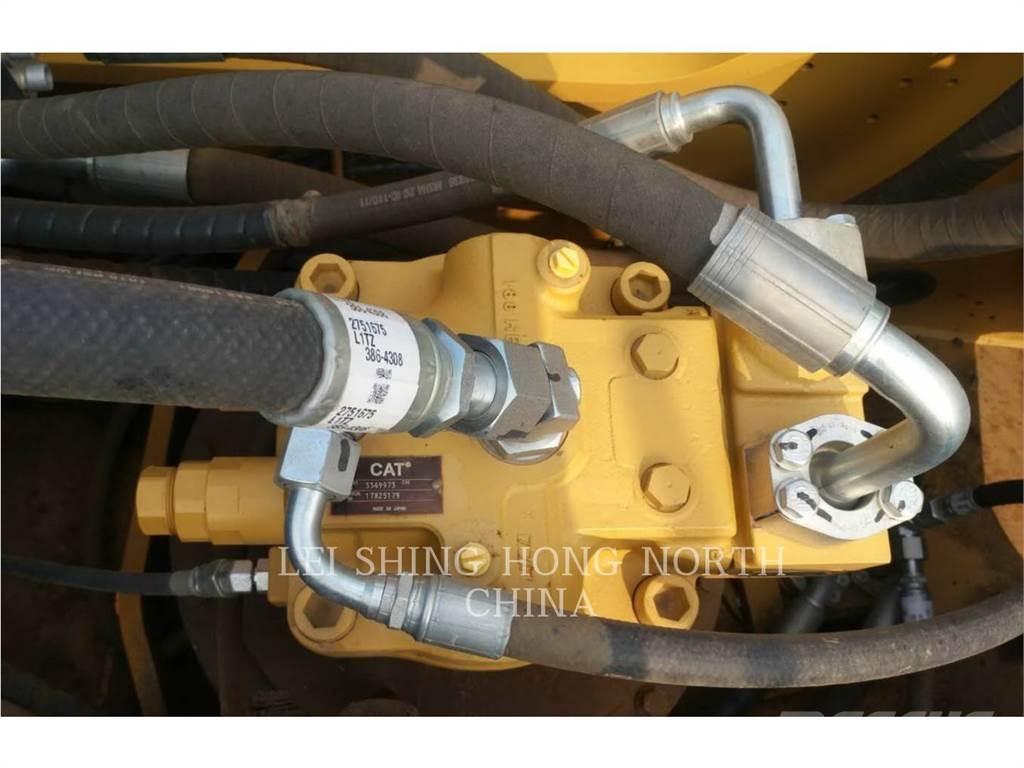 CAT 336D2 Telakaivukoneet