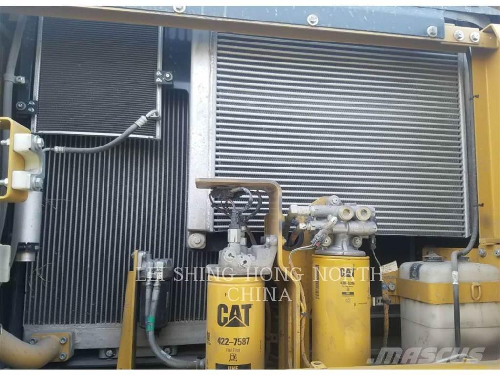 CAT 336D2 Telakaivukoneet