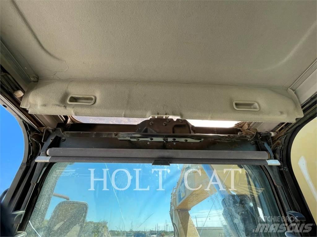 CAT 336FL Telakaivukoneet