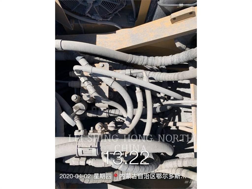 CAT 349 D2 L Telakaivukoneet